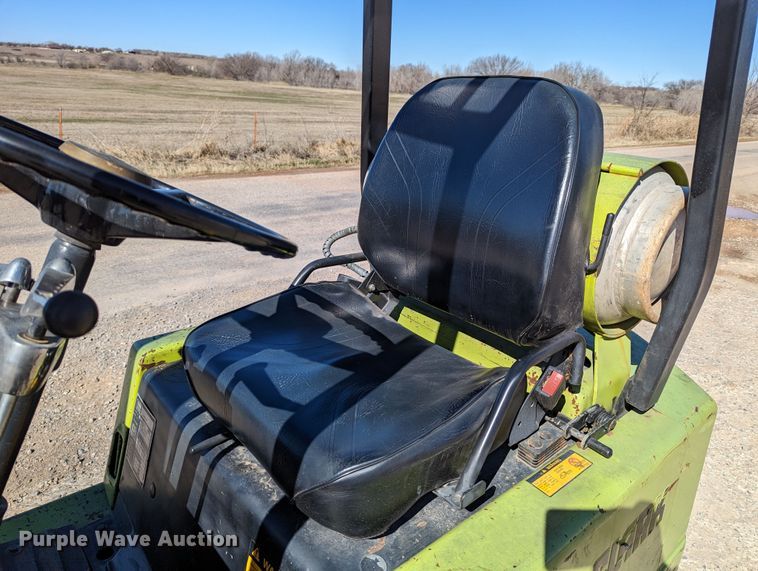 image for item LP9245 Clark C500-Y30  forklift
