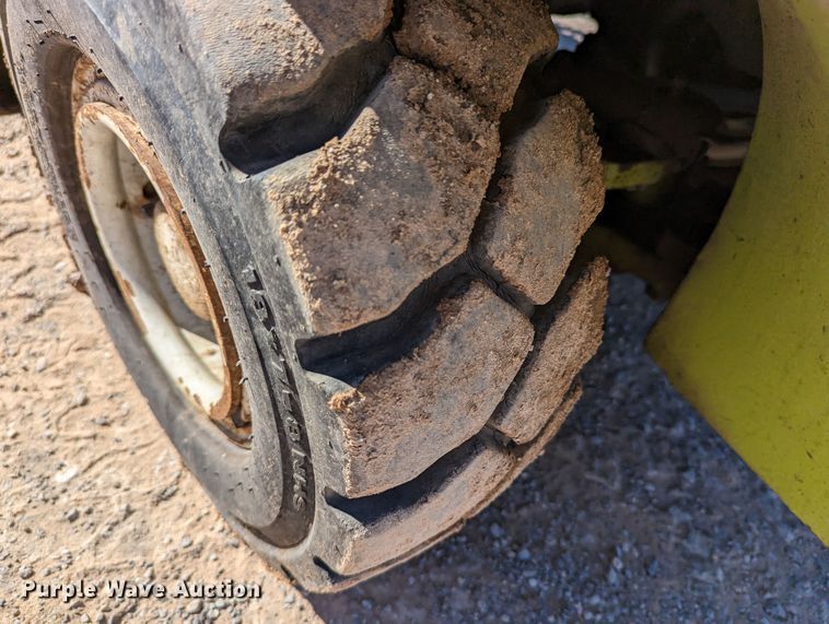 image for item LP9245 Clark C500-Y30  forklift