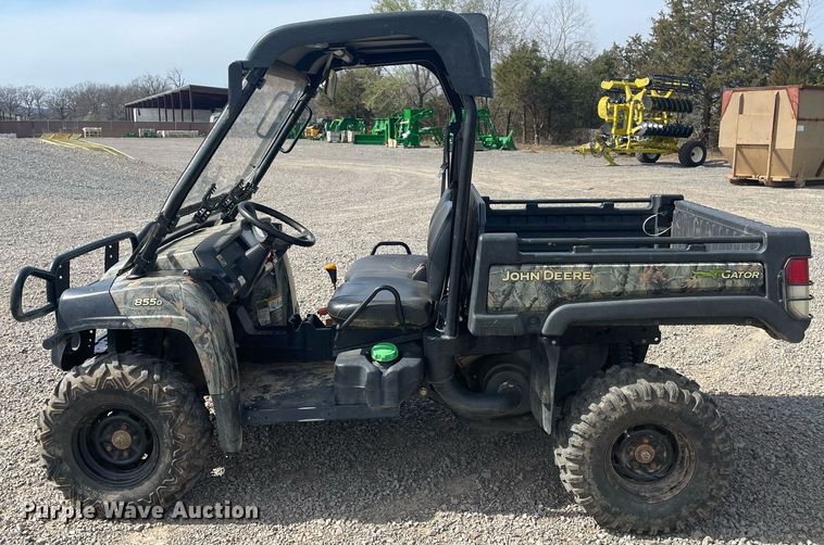 image for item LR9540 2014 John Deere 855D  utility vehicle