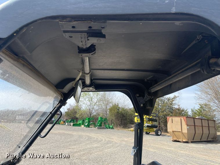 image for item LR9540 2014 John Deere 855D  utility vehicle