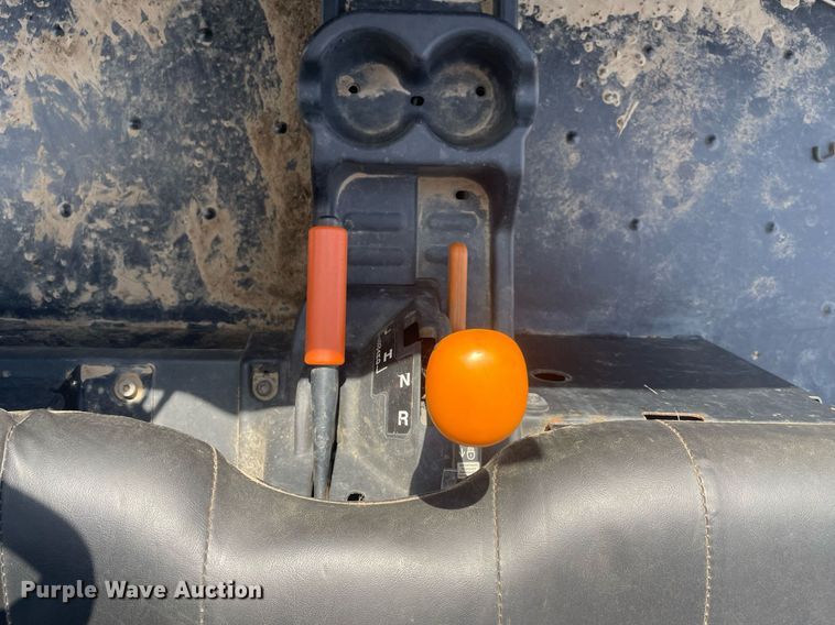 image for item LR9540 2014 John Deere 855D  utility vehicle