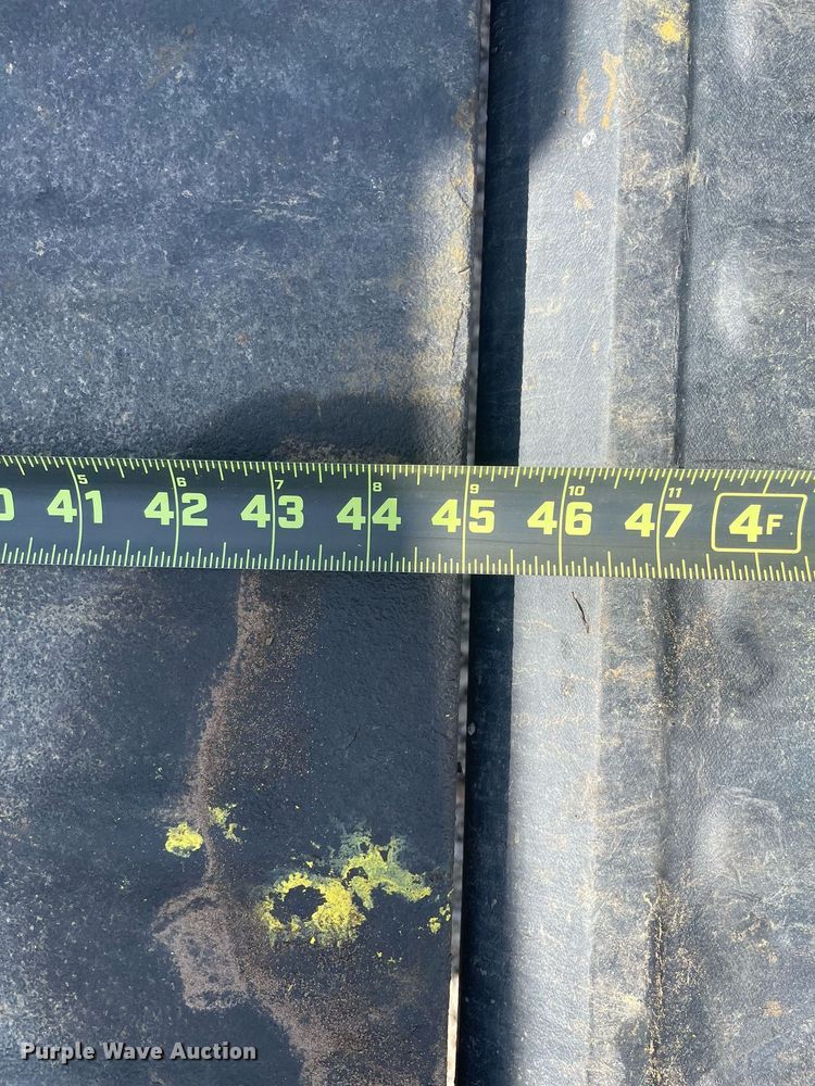 image for item LR9540 2014 John Deere 855D  utility vehicle