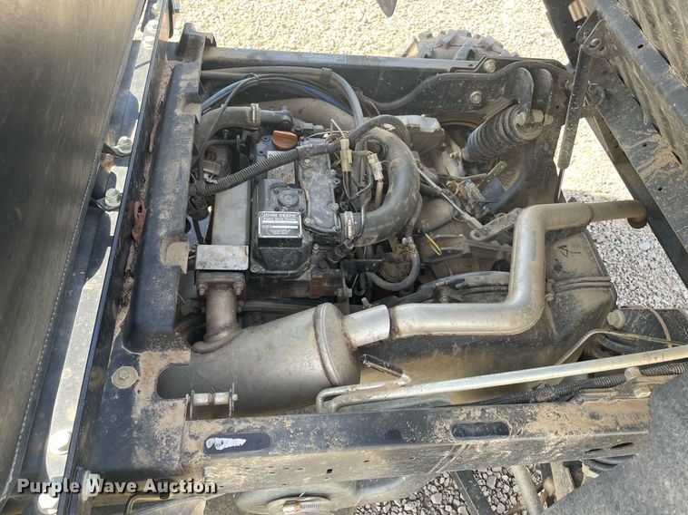 image for item LR9540 2014 John Deere 855D  utility vehicle