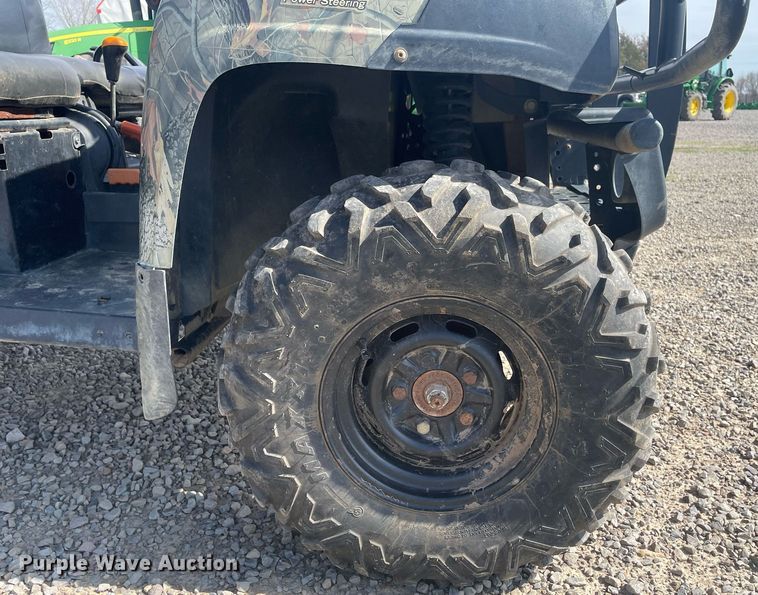 image for item LR9540 2014 John Deere 855D  utility vehicle