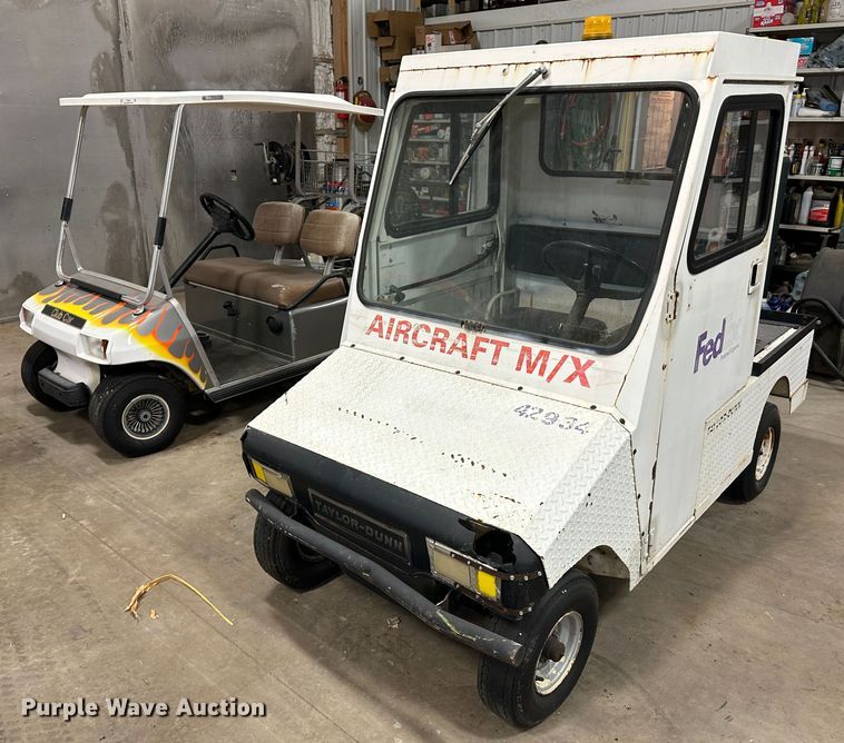 image for item LT9073 (2) utility vehicles