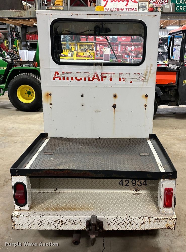 image for item LT9073 (2) utility vehicles