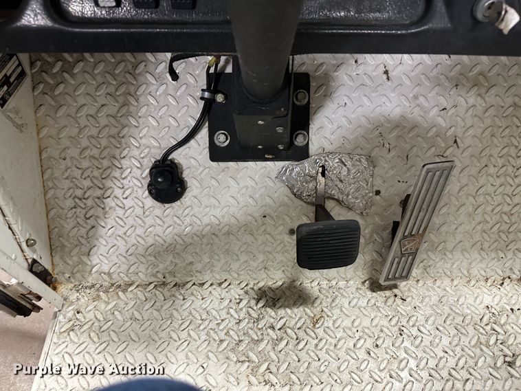 image for item LT9073 (2) utility vehicles