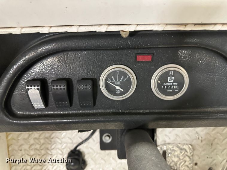 image for item LT9073 (2) utility vehicles