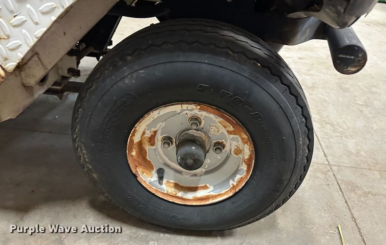 image for item LT9073 (2) utility vehicles