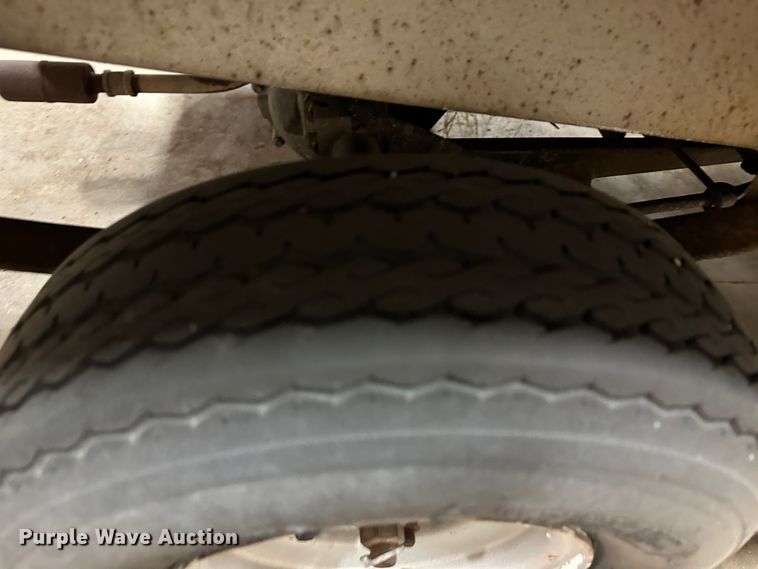 image for item LT9073 (2) utility vehicles