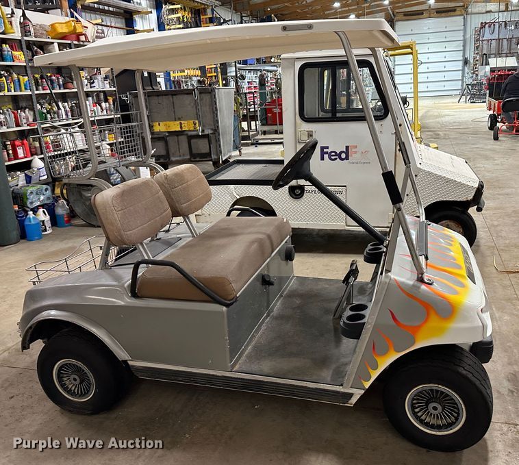 image for item LT9073 (2) utility vehicles