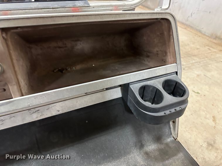 image for item LT9073 (2) utility vehicles