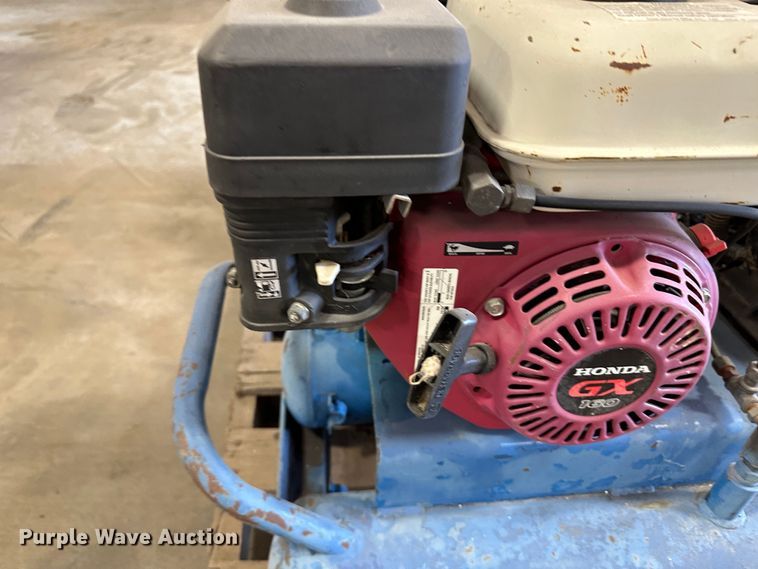image for item LT9075 (2) air compressors