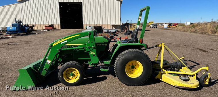 image for item LT9077 John Deere 790  tractor