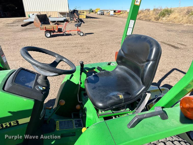 image for item LT9077 John Deere 790  tractor