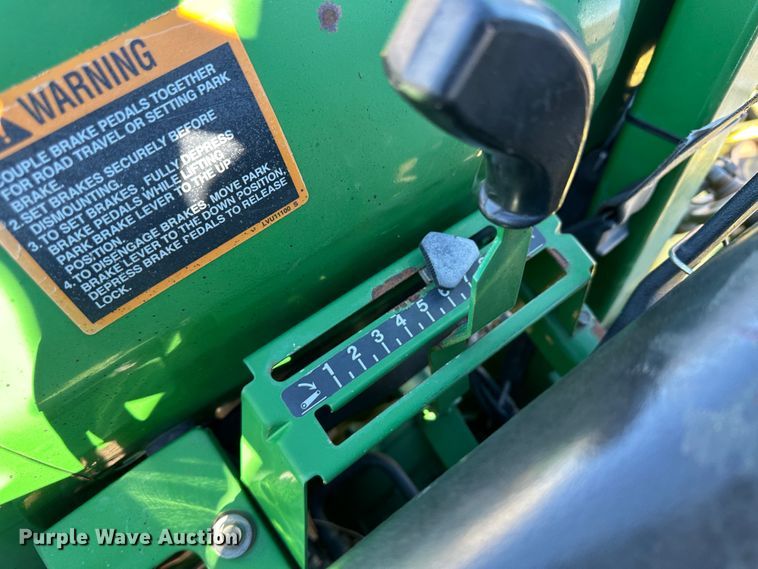 image for item LT9077 John Deere 790  tractor