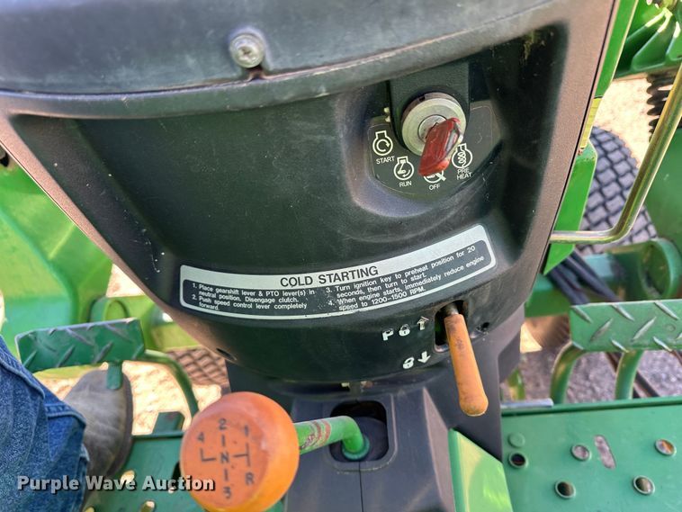 image for item LT9077 John Deere 790  tractor