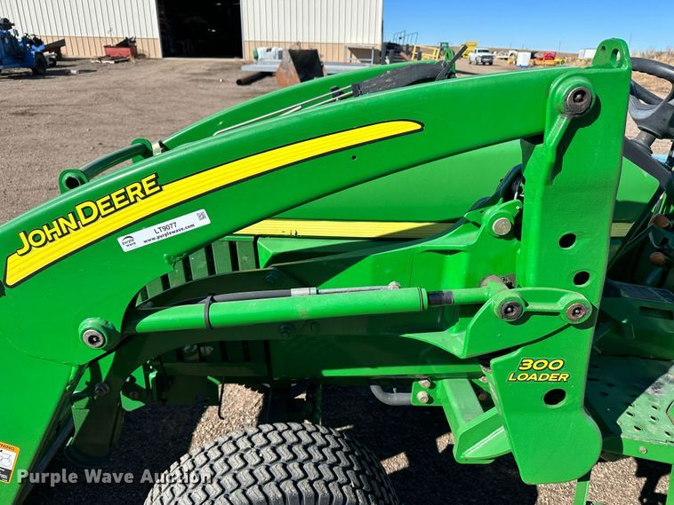 image for item LT9077 John Deere 790  tractor