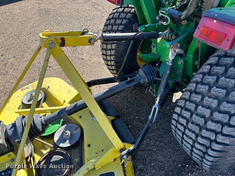 image for item LT9077 John Deere 790  tractor