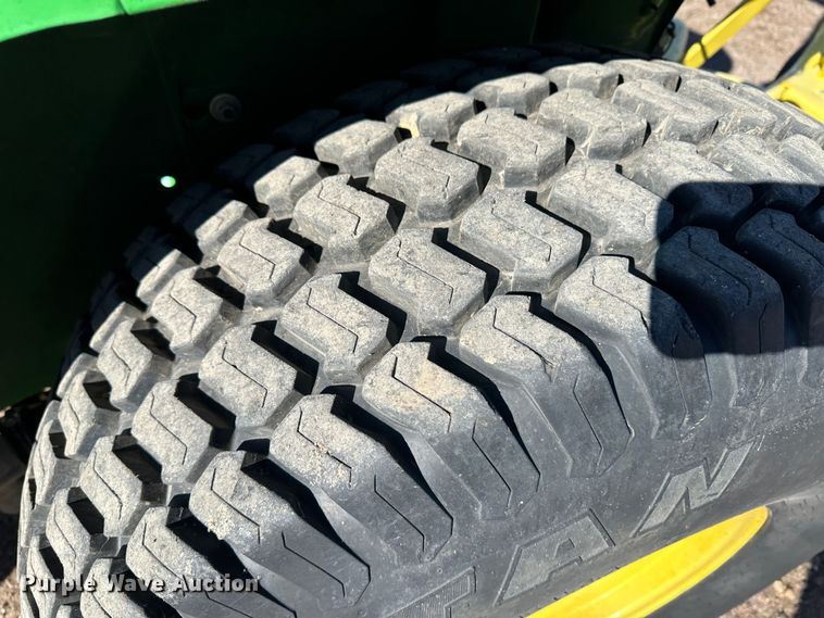 image for item LT9077 John Deere 790  tractor