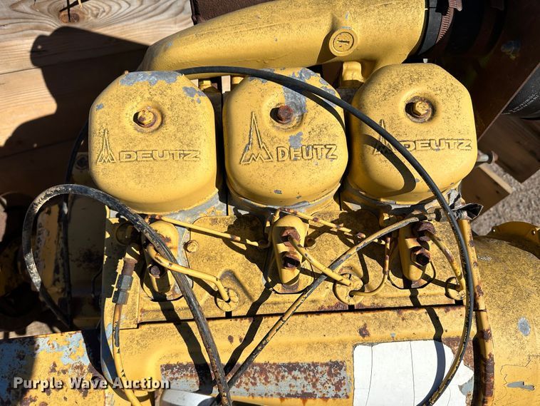 image for item LT9086 (2) diesel engines