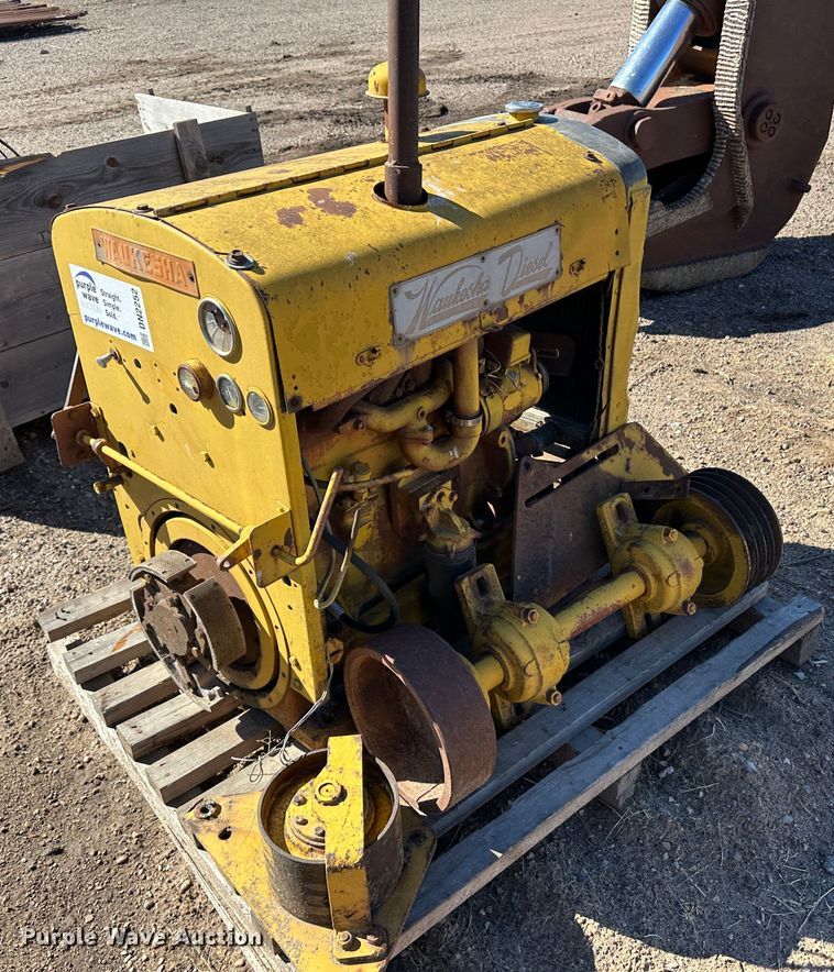 image for item LT9086 (2) diesel engines