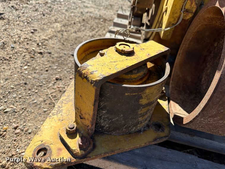 image for item LT9086 (2) diesel engines