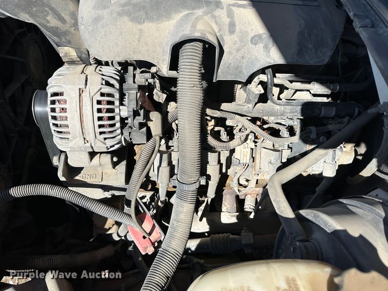 image for item LT9109 2005 GMC Sierra 1500  Crew Cab pickup truck