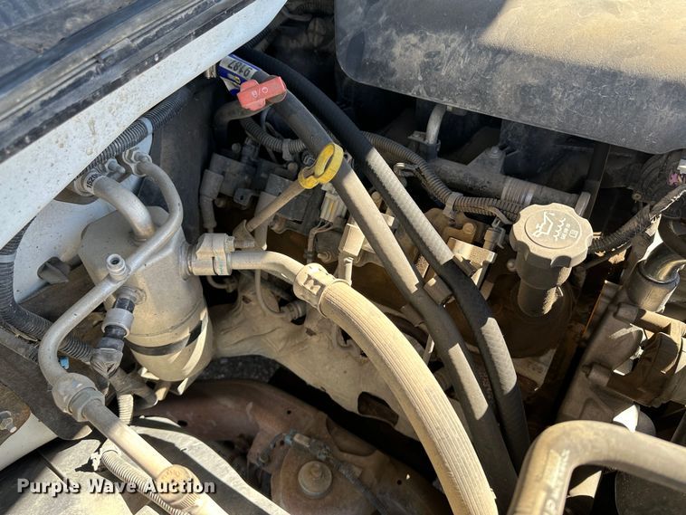 image for item LT9109 2005 GMC Sierra 1500  Crew Cab pickup truck