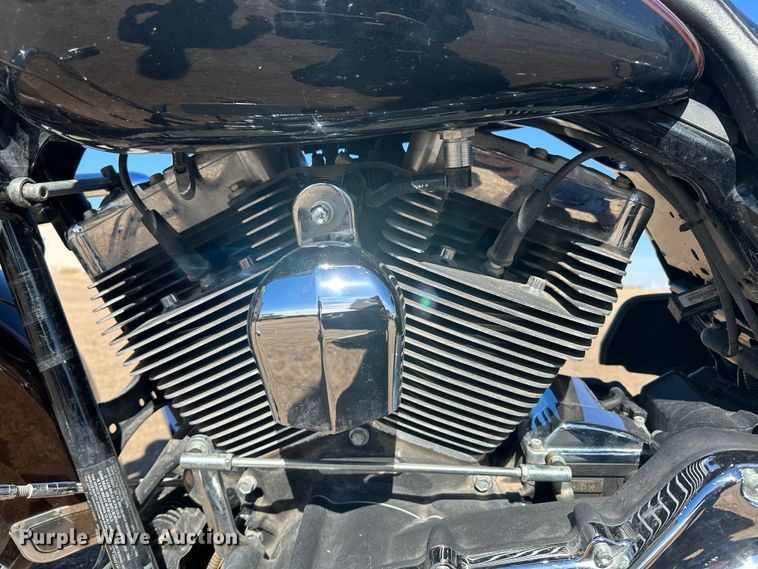 image for item LT9481 2013 Harley Davidson Road King  110th Anniversary Edition motorcycle