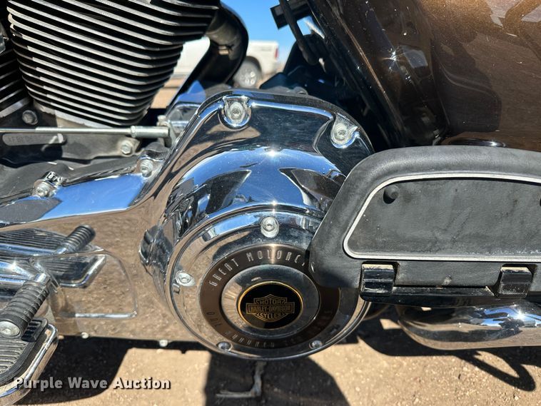 image for item LT9481 2013 Harley Davidson Road King  110th Anniversary Edition motorcycle