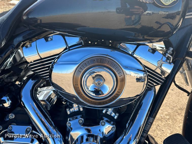 image for item LT9481 2013 Harley Davidson Road King  110th Anniversary Edition motorcycle