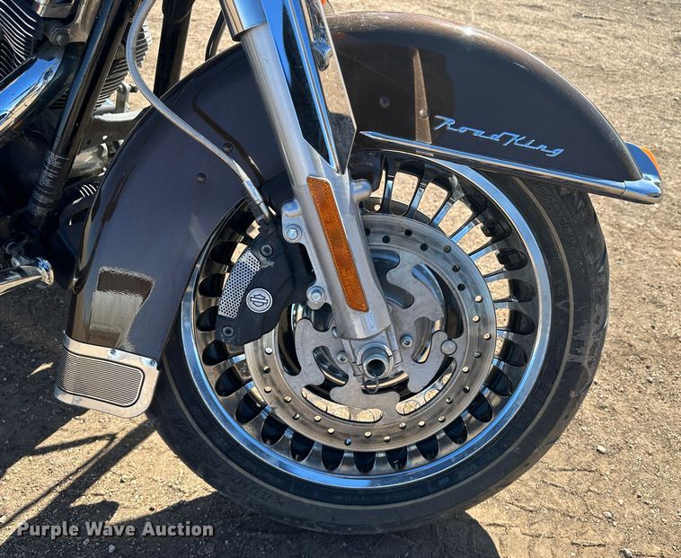 image for item LT9481 2013 Harley Davidson Road King  110th Anniversary Edition motorcycle