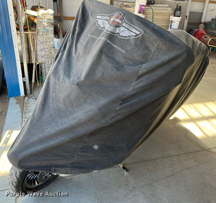 image for item LT9481 2013 Harley Davidson Road King  110th Anniversary Edition motorcycle