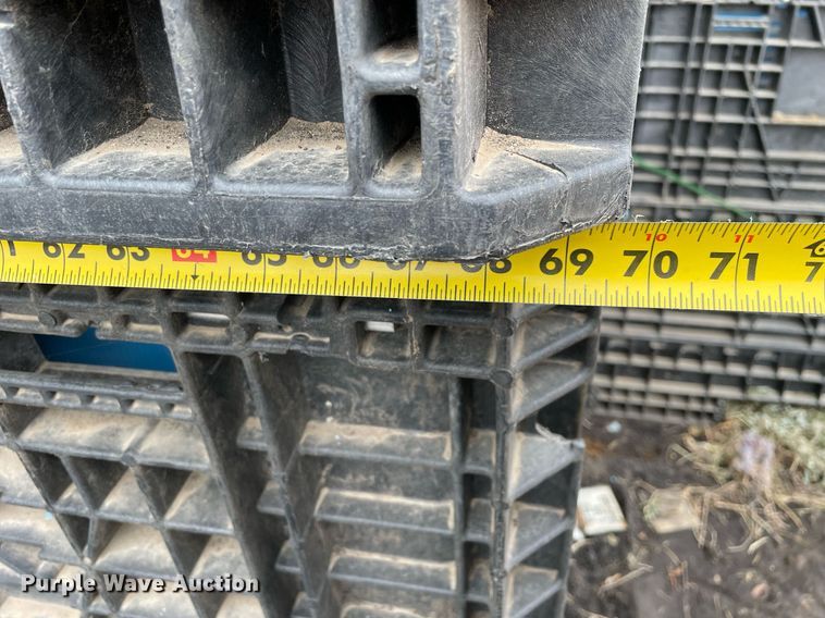 image for item MB9008 (22) poly bins