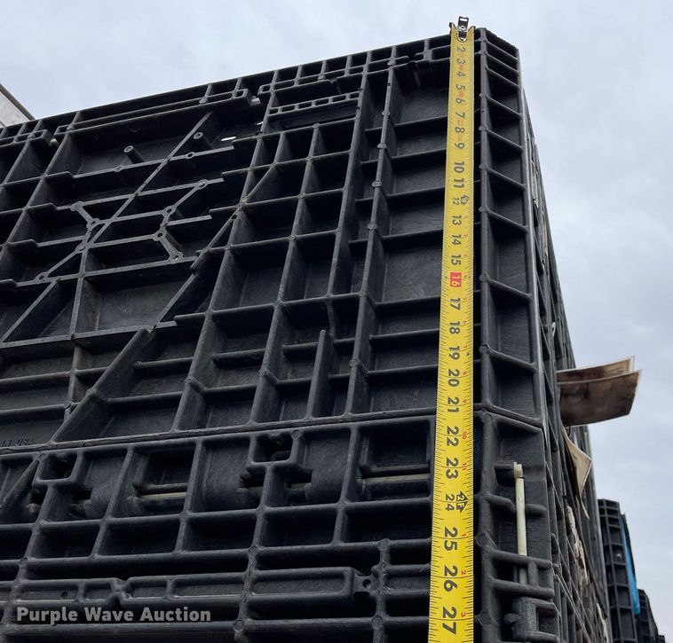 image for item MB9008 (22) poly bins