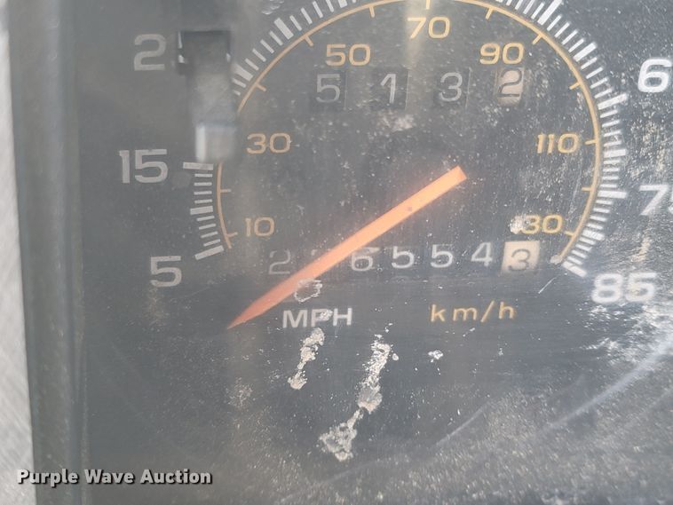 image for item MB9810 1995 Chevrolet G30  van