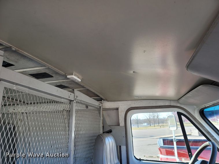 image for item MB9810 1995 Chevrolet G30  van