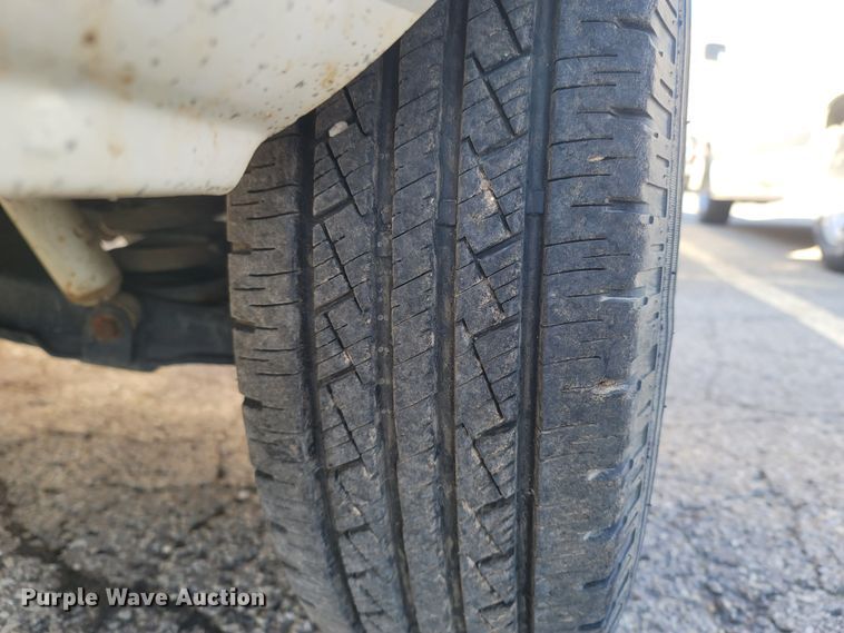 image for item MB9810 1995 Chevrolet G30  van