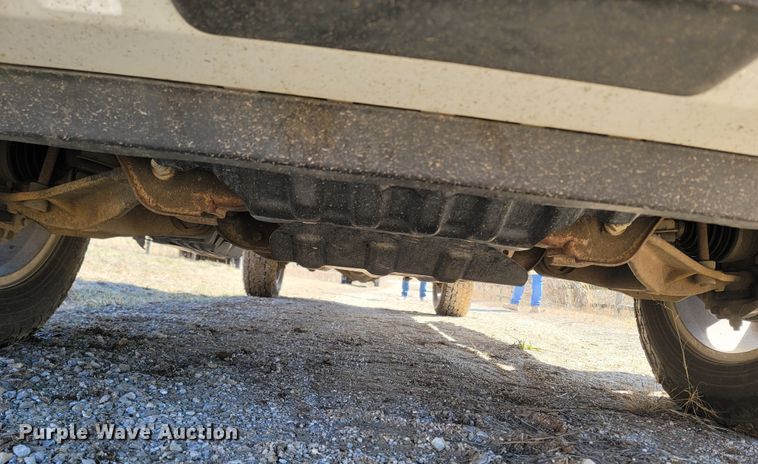 image for item MB9812 2017 Chevrolet Silverado 2500HD  Crew Cab pickup truck