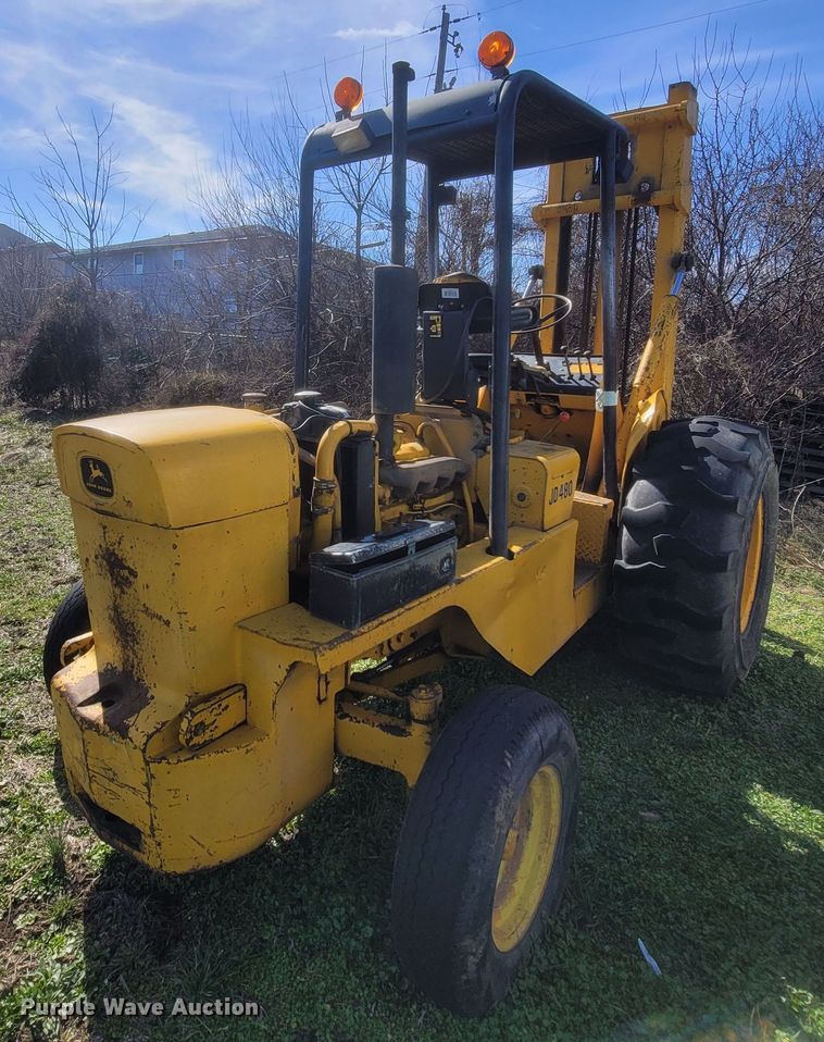 image for item MB9823 John Deere JD480  forklift