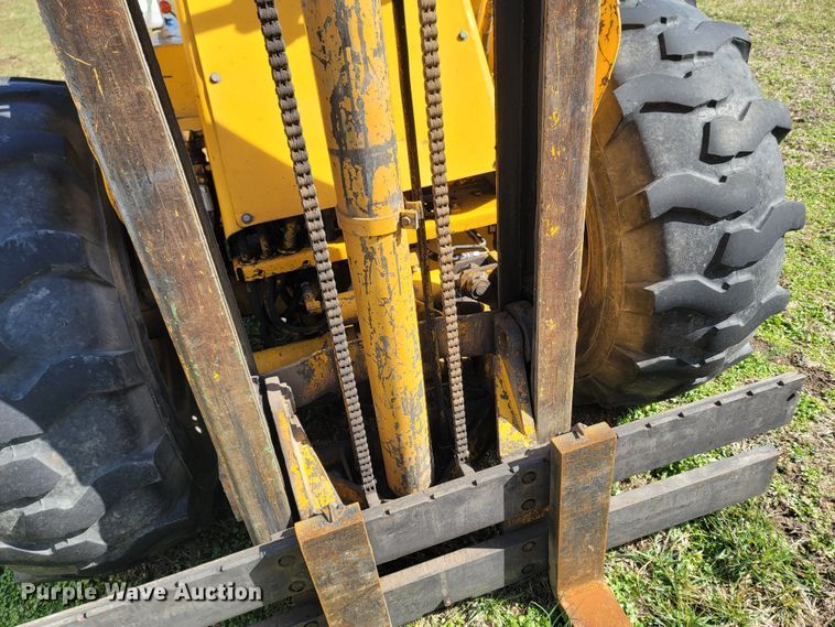 image for item MB9823 John Deere JD480  forklift