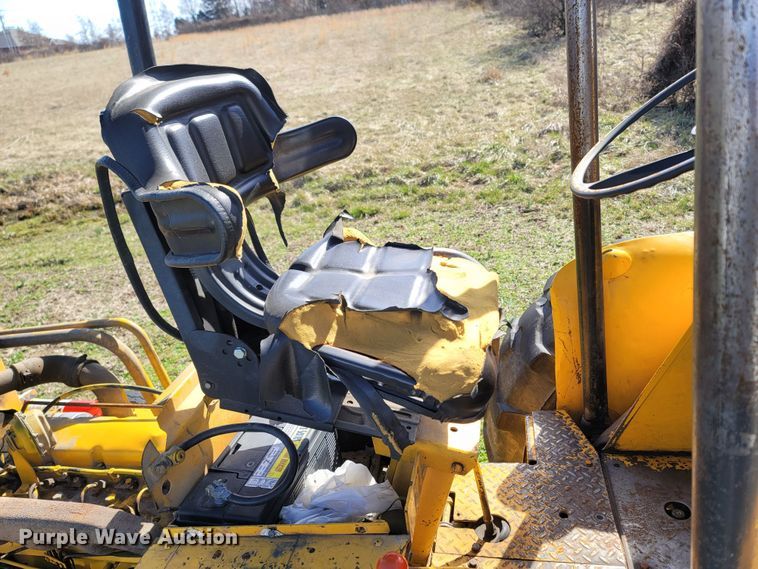 image for item MB9823 John Deere JD480  forklift
