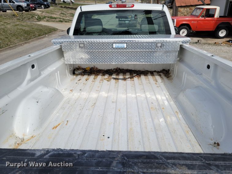 image for item MB9835 2009 Chevrolet Silverado 1500  pickup truck