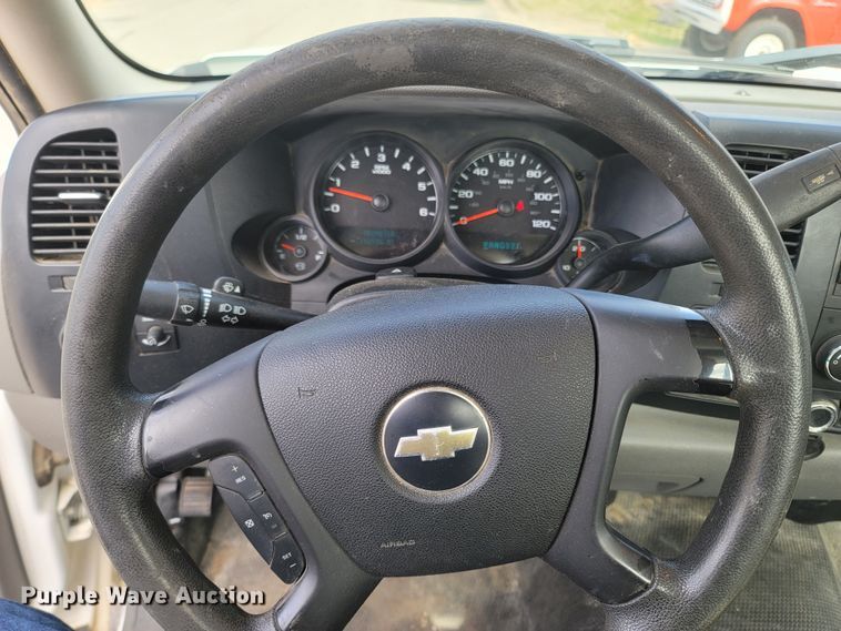 image for item MB9835 2009 Chevrolet Silverado 1500  pickup truck