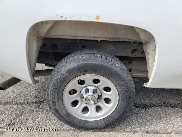image for item MB9835 2009 Chevrolet Silverado 1500  pickup truck