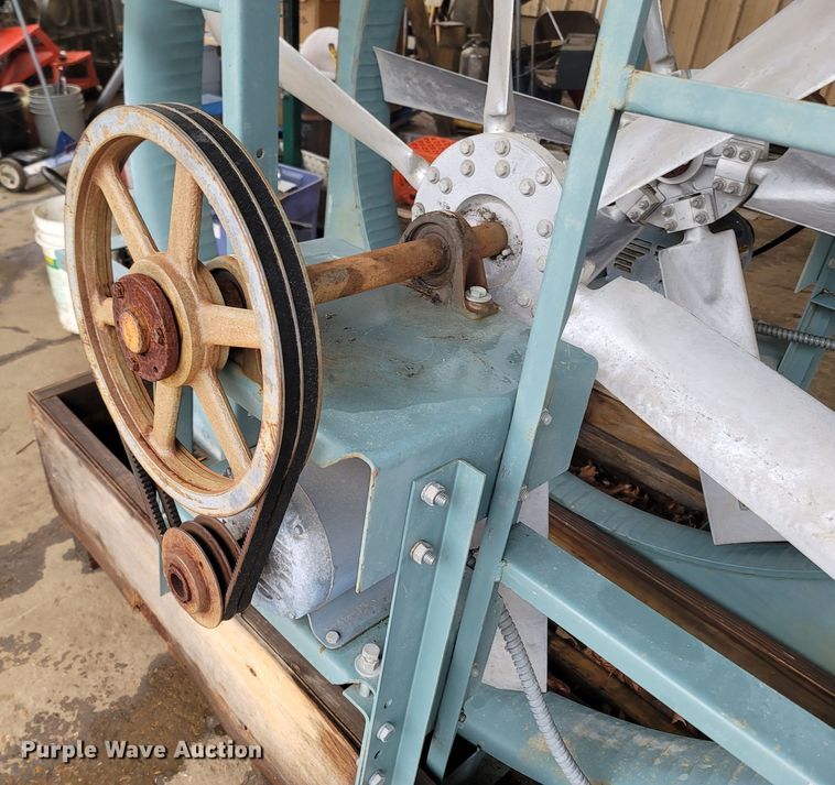 image for item MB9843 (2) Coolair LCBC600-2S 65" fans