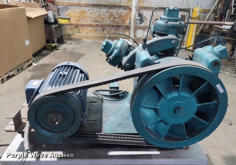 image for item MB9844 Ingersoll Rand 15T  air compressor