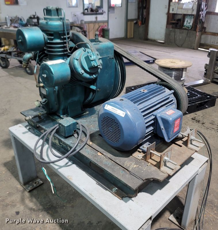 image for item MB9844 Ingersoll Rand 15T  air compressor