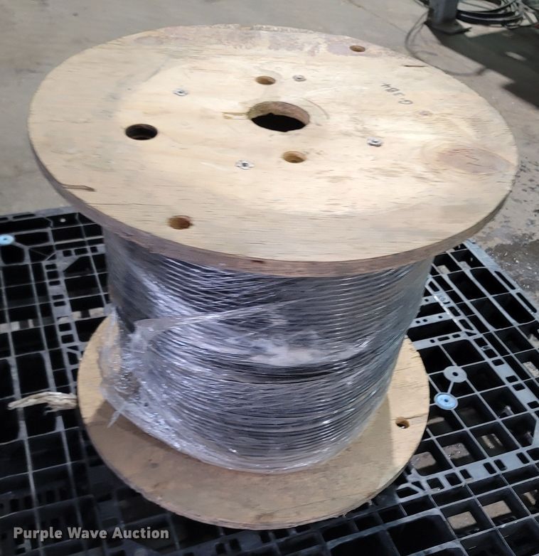 image for item MB9845 2,500' of Cerrowire 4 AWG THHN wire